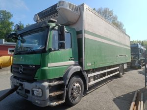 MERCEDES-BENZ AXOR 1829 4X2