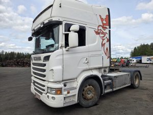 SCANIA R-440 4X2