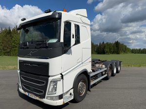 VOLVO FH-13 8X4 4900