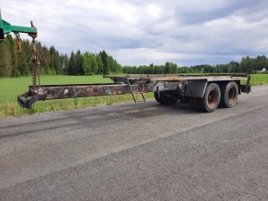 TRAKTORIN PERÄVAUNUAIHIO, lavan pituus 6,2m